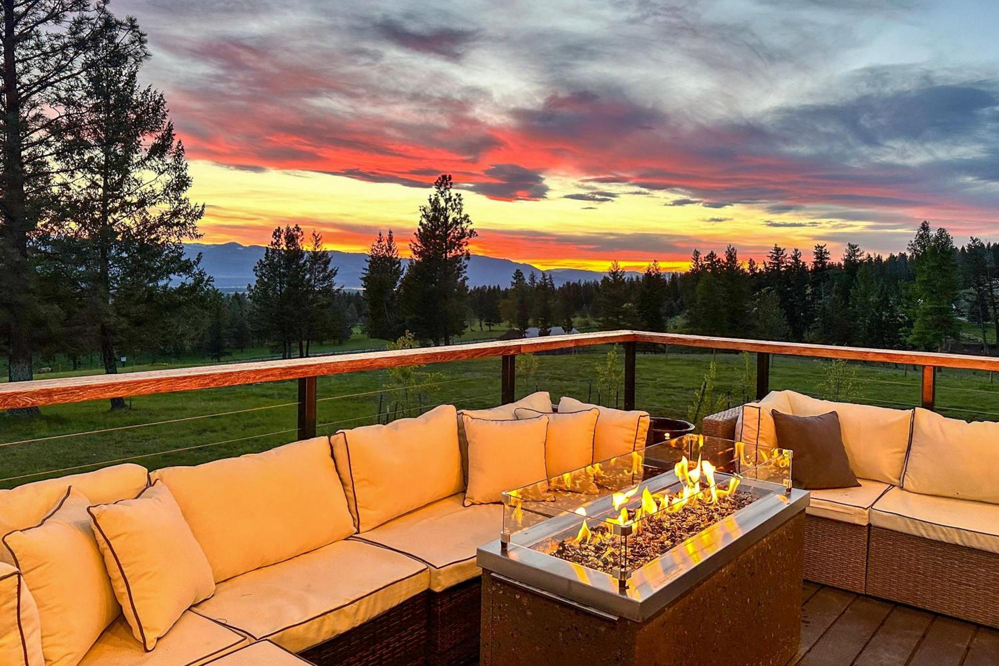 Eureka Sunset Valley Retreat With Hot Tub And Views! Bagian luar foto